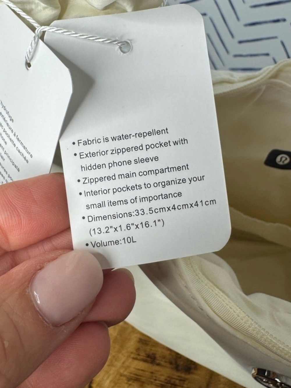 Lululemon inspired City Nylon Cream Shoulder Tote Bag 4L - Picture 6 of 6